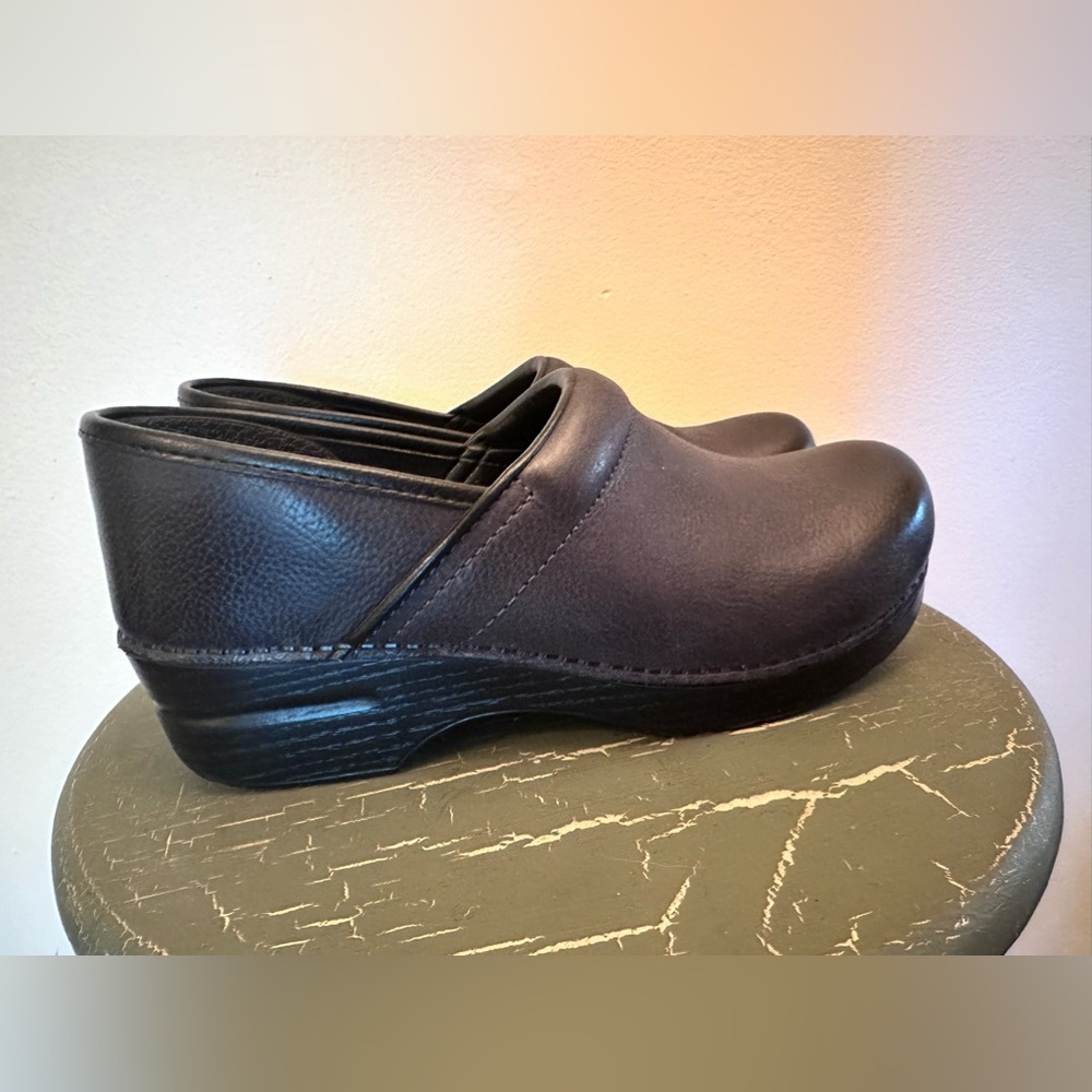 Dansko ⭐️ Professional Clogs Matte Dark Grey Size 40 (9-9.5) New, no box 😊 - Picture 7 of 8